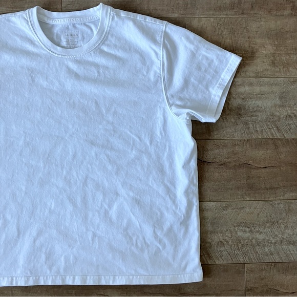 L.L. Bean Saturday Tee - Picture 4 of 9